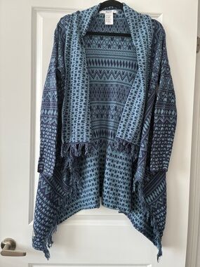 Authentic Disney Parks Size M/L Logo Fringe Waterfall Cardigan - Blue